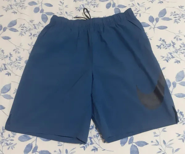 Short Nike P (Veste M)