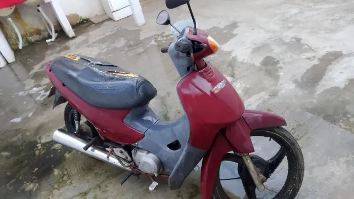 Bis pega e andar