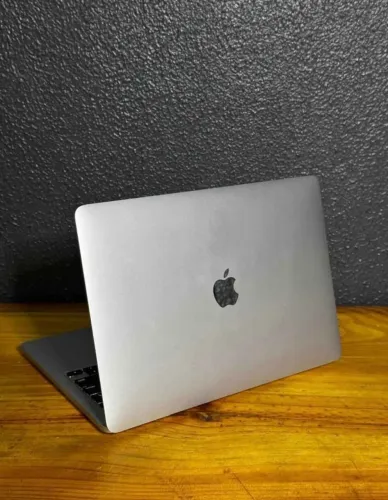 MacBook pro 2020 m1
