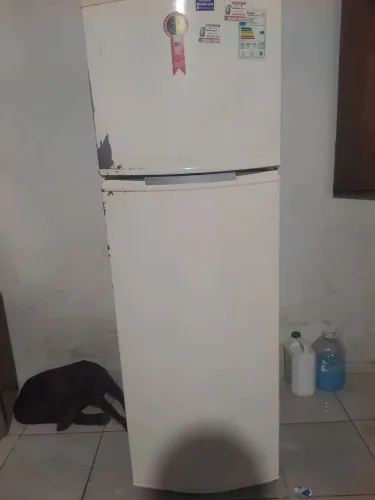 Vendo geladeira