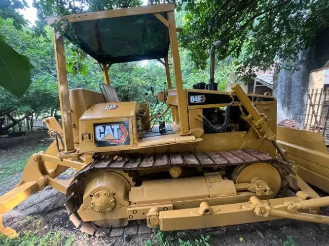 Trator esteira D4E 1989 embreagem