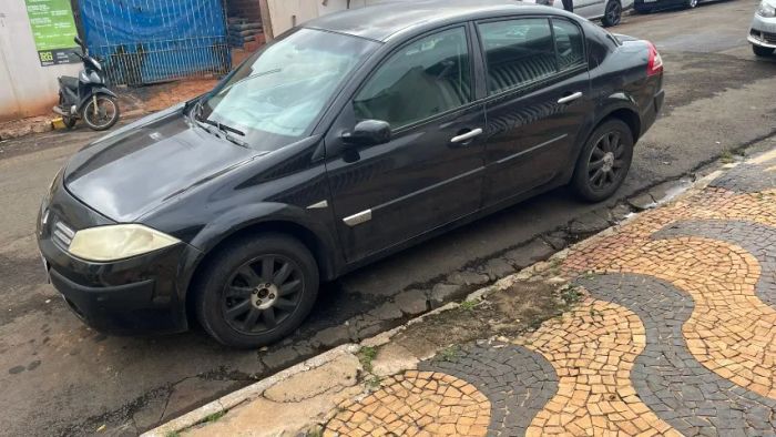 Imagem de Renault Megane Sedan Dynamique Hi-flex 1.6 16V 2011