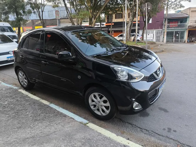 Nissan March SV 1.0 12V Flex 5P 2017