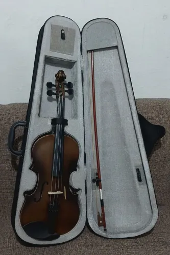 Violino VOGGA 4/4 completo