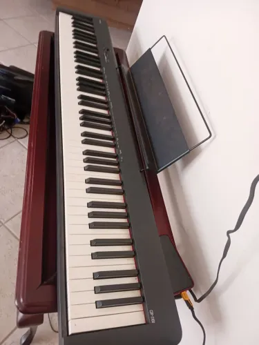 Piano eletrônico casio