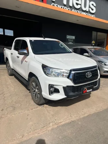Toyota Hilux CD SRV 4X4 2.8 TDI Diesel Aut. 2020