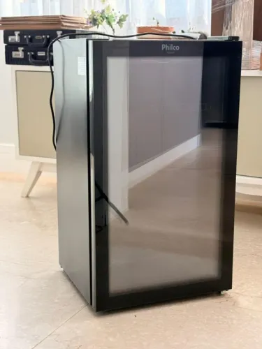 Adega Cervejeira Philco PCV127P - 220V