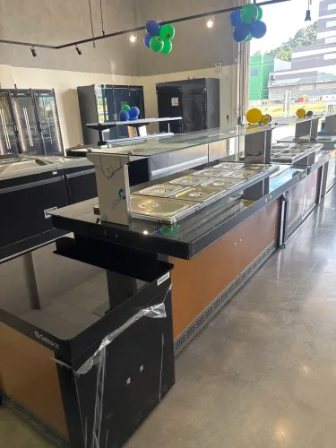 Conjunto buffet quente e frio 