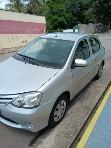 Toyota Etios X 1.3 Flex 16V 5P Mec. 2016