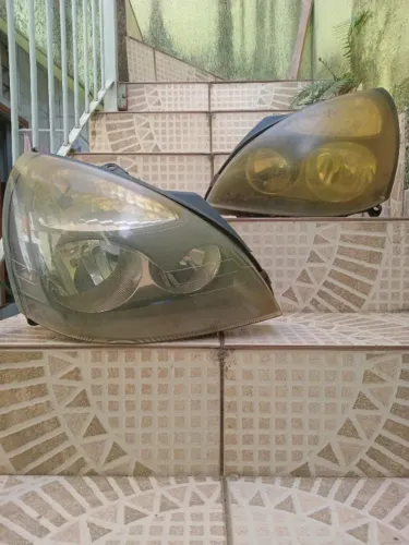 Farol Renault Clio 2006 (originais)