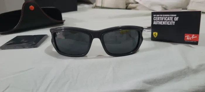 OCULOS RAY BAN FERRARI 