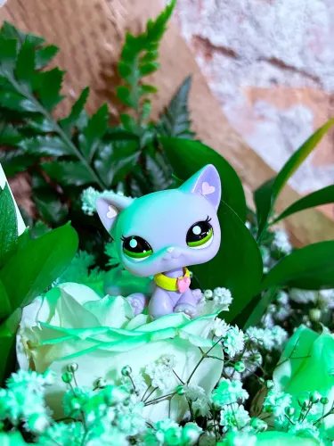 Littlest pet shop