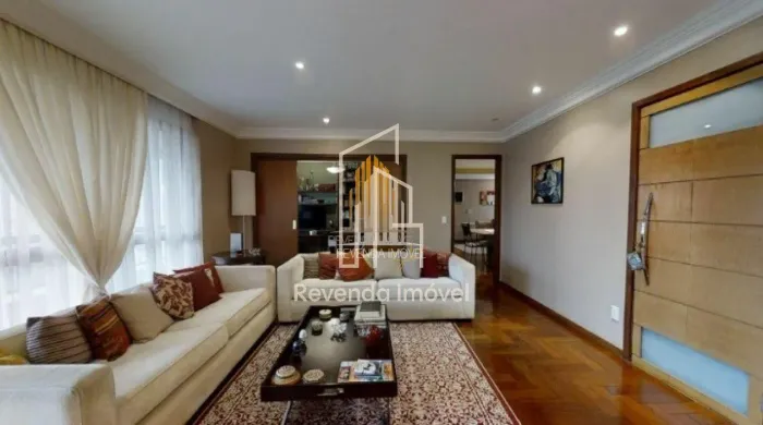 Apartamento no Condomínio Porte D Mont Matre no Morumbi com 225m² 4 suítes 4 vagas de gara