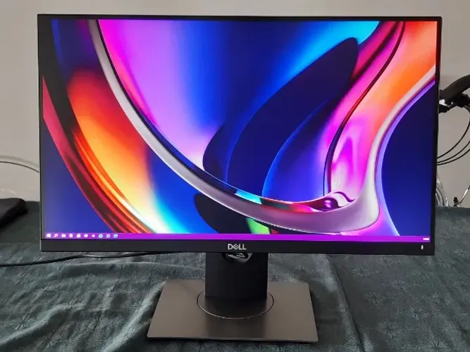 Monitor Dell 24" Quad-HD(2K) 2560x1440p. Não Envio!