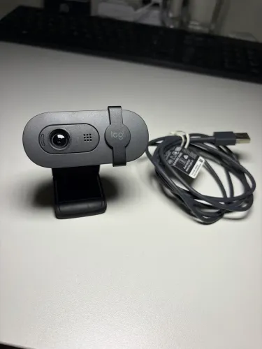 Web cam logitech Full Hd Brio 105