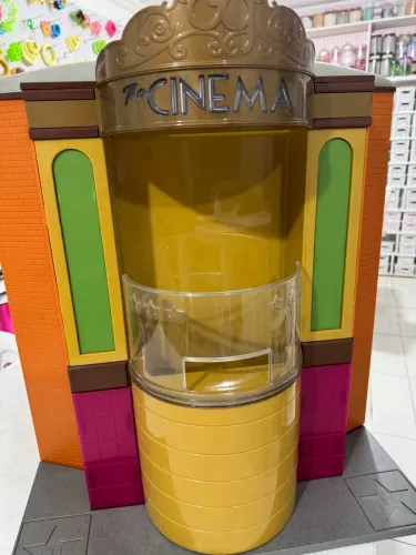 Our generetia cinema impecável com acessórios