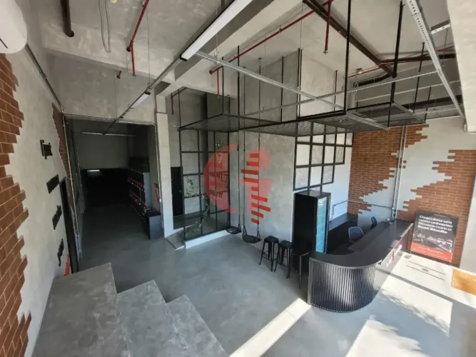 Loja térrea para locação no Centro Empresarial Aquarius com 212m² no bairro Jardim Aquariu