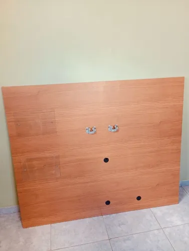 Painel para TV em bom estado
