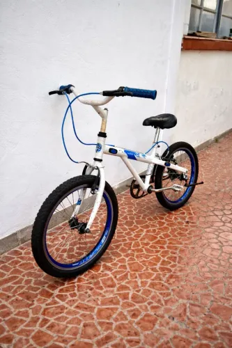 Bicicleta aro 20 