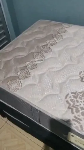 Bicama box de solteiro com cama para puxar em baixo.