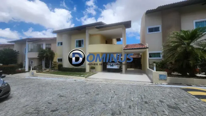 VENDA: Excelente casa em condomínio com 4 suítes e 3 vagas no Cambeba - Fort/CE