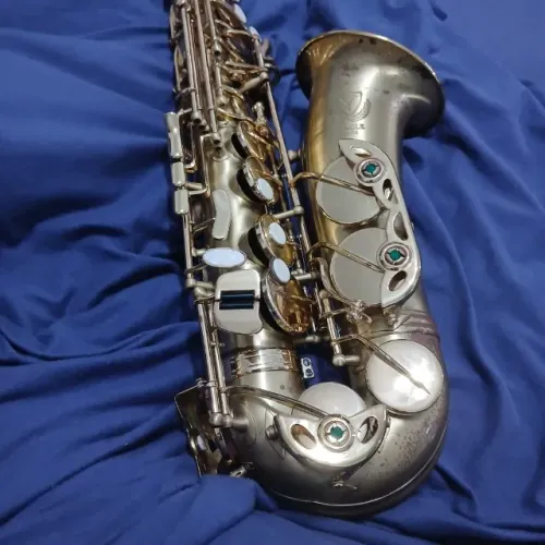 Saxofone Alto Eagle SA 500