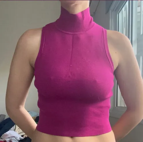 regata cropped gola alta da zara. tamanho m.