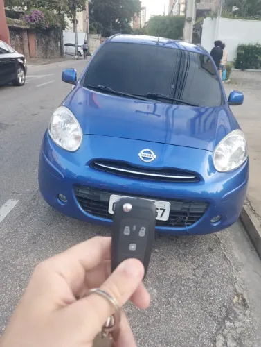 Nissan March S 1.0 16V Flex Fuel 5P 2012