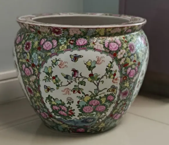 Cachepot de louça pintada