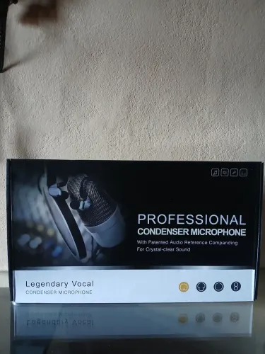 ?Microfone Condensador Profissional Legendary Vocal - Áudio de Alta Qualidade