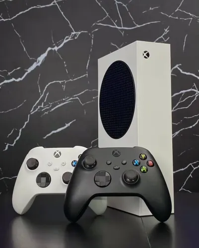 XBOX SÉRIE S + 2 CONTROLES 