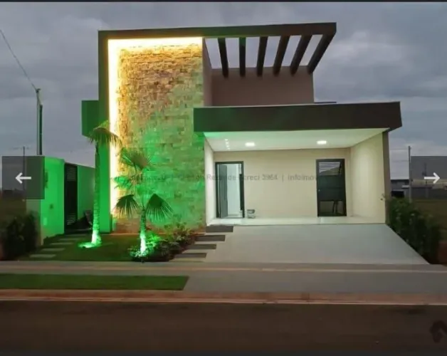 Casa em condomínio recém construída alto padrão a venda