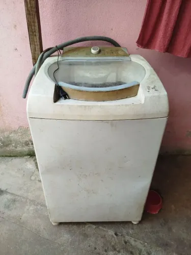 Maquina para retirada de peças