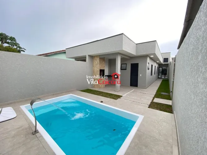 Casas com 3 quartos e piscina à venda em Matinhos