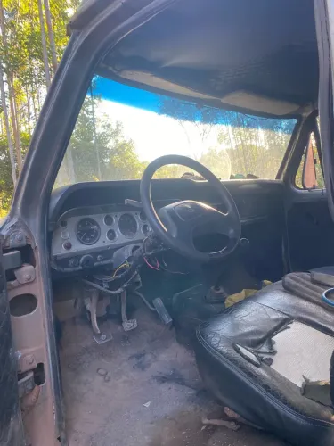 Motor e carroceria novo(a)