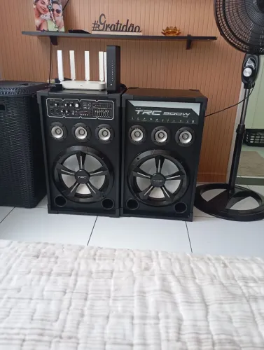 Caixa de som trc