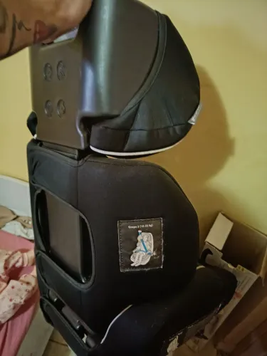 Cadeira de BB para carro