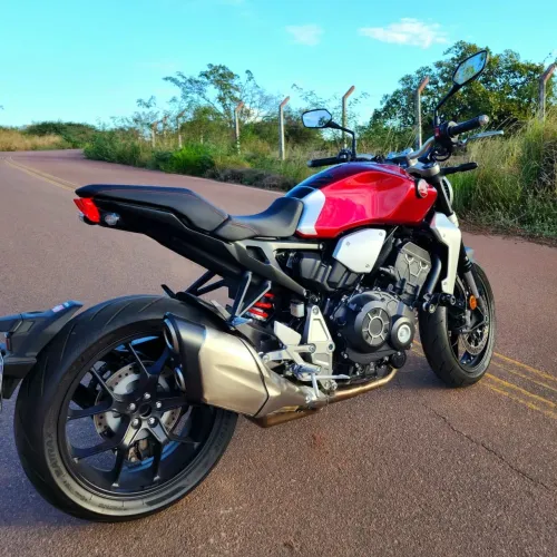 CB1000R 2019 EXTRA apenas 12mil Rodados