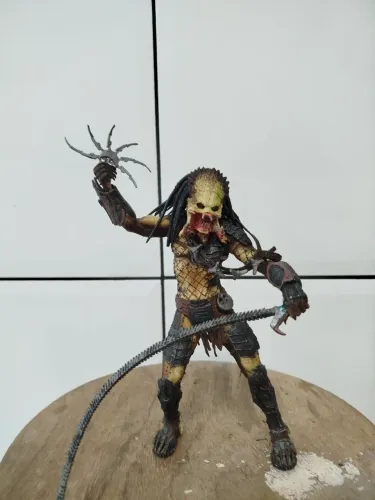 Predador Wolf neca unmasked