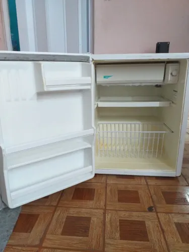  Vendo frigobar Consul 76L 