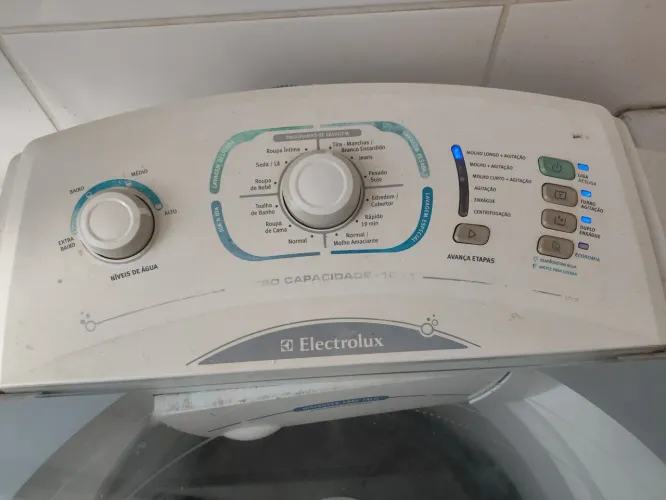 Máquina de lavar Eletrolux 12kg