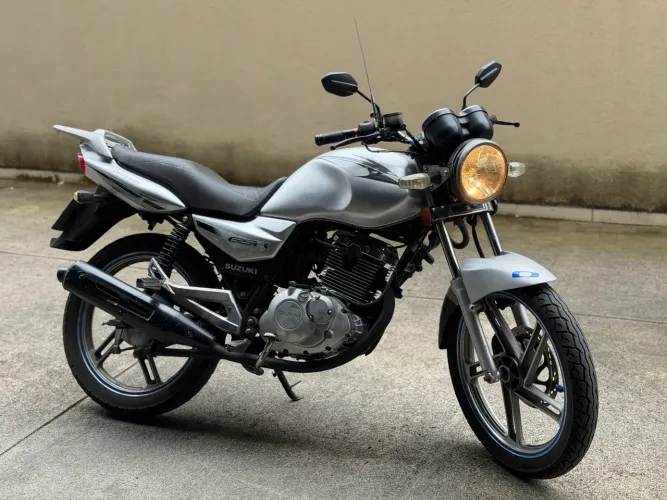 Suzuki gsr 150i raridade!!