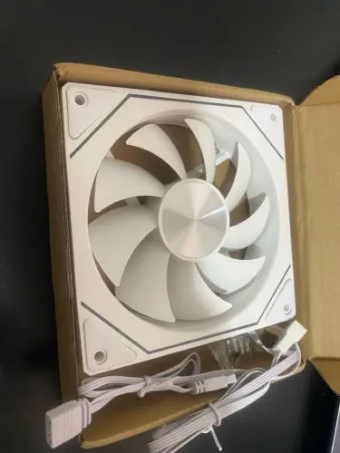 Ventoinha 120mm novinha, nunca usada, apenas uma