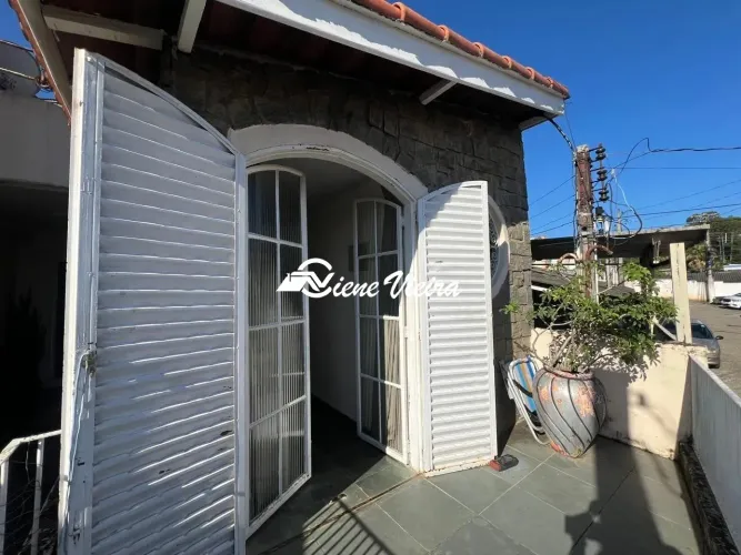CASA RESIDENCIAL em SANTA ISABEL - SP, CENTRO