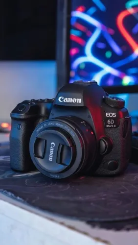 CAMERA CANON 6D MARK II
