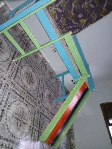 Cama com escorregador