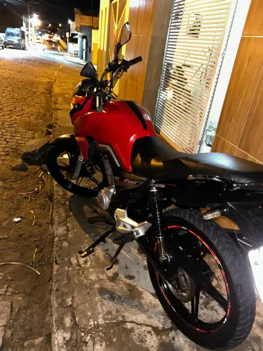 Honda CG Fan 160 ESDi 2016 Vermelha - Ótimo Estado
