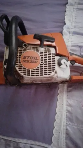 Vende-se motor serra