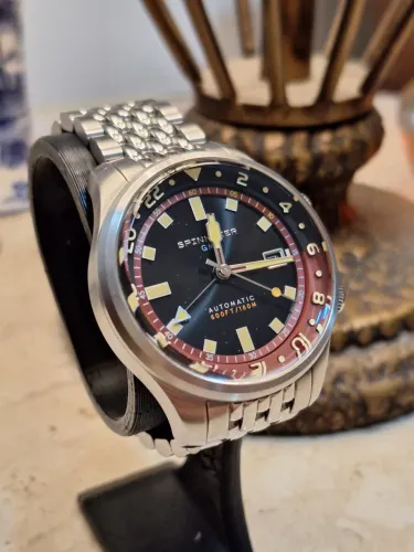Relógio Spinnaker Bradner GMT completo 