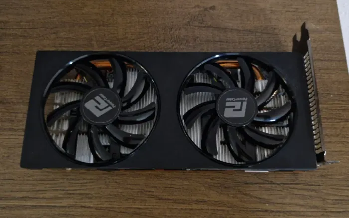 Placa de vídeo RX5500XT 4GB (Power Color)
